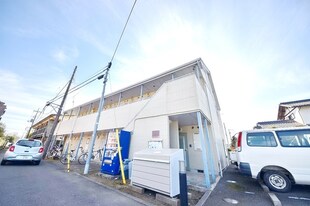 レオパレスグリーンヒルズ上水本町の物件外観写真